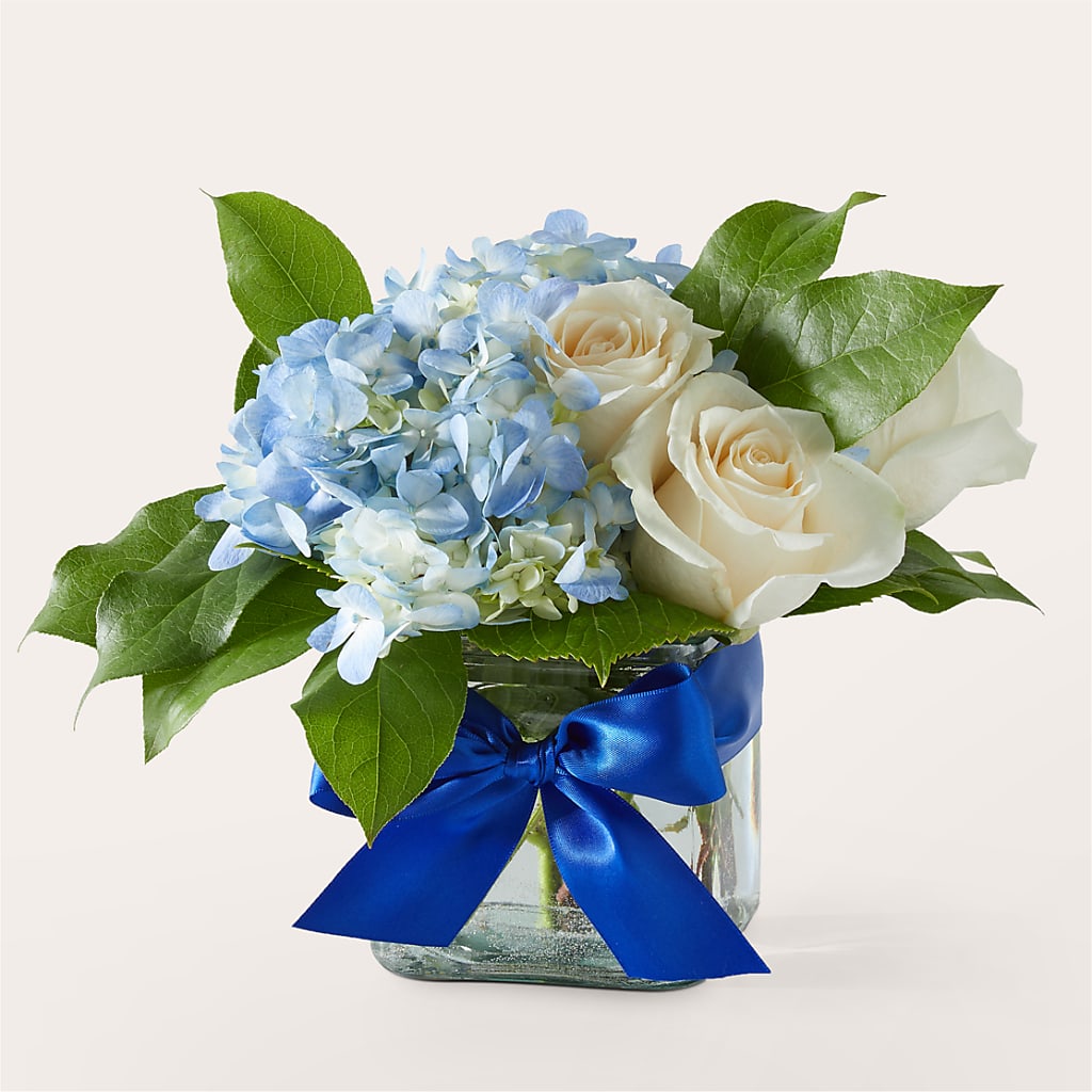 Sky Blue Delight Bouquet – Piedmont Florist, Piedmont MO