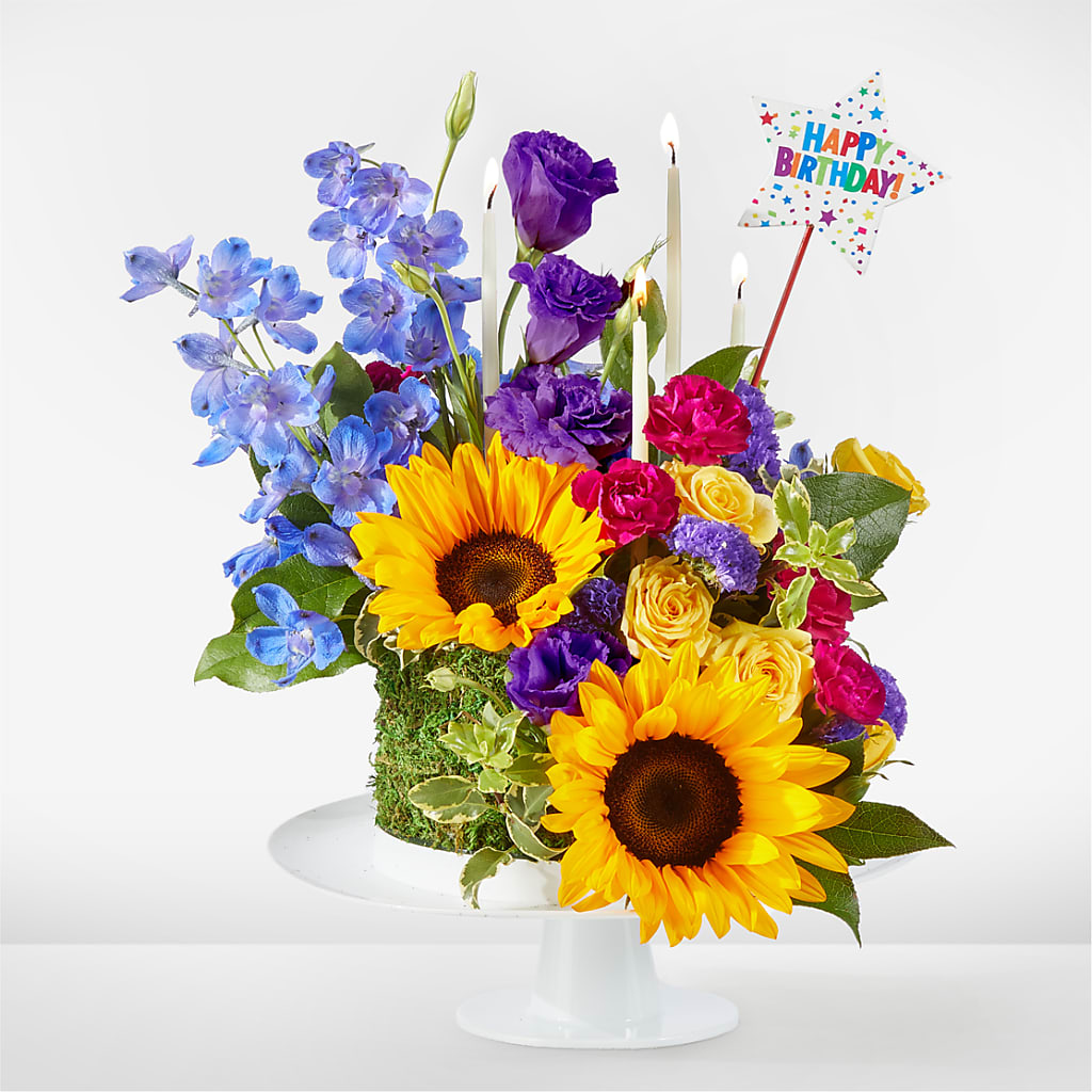 Star of the Day Floral Cake – Piedmont Florist, Piedmont MO