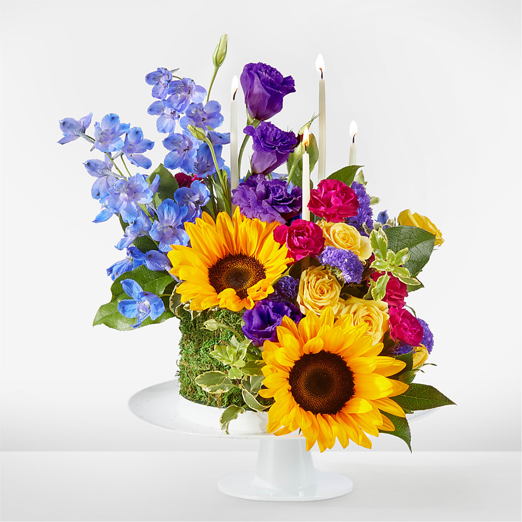 Star of the Day Floral Cake – Piedmont Florist, Piedmont MO