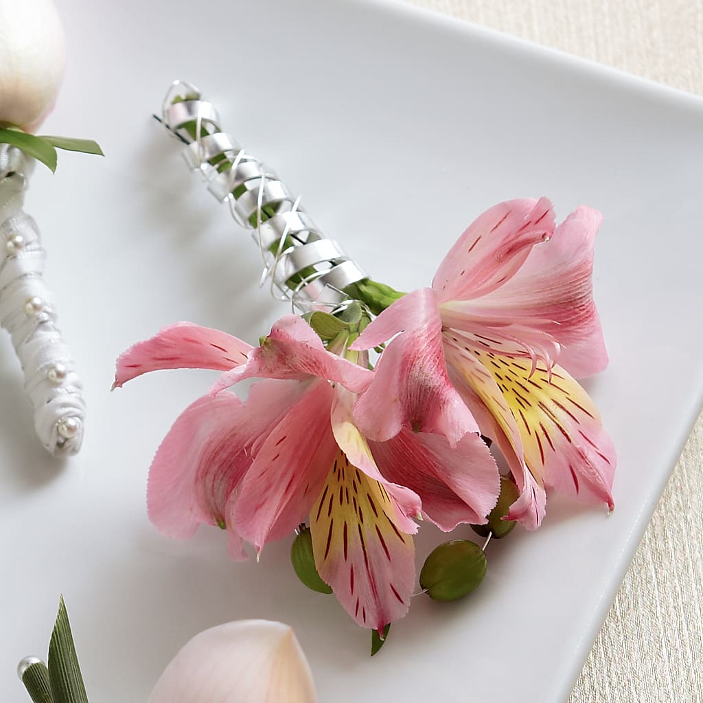 Pink Peruvian Lily Boutonniere – Piedmont Florist, Piedmont MO