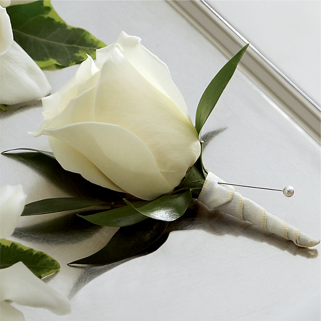 White Rose Boutonniere – Piedmont Florist, Piedmont MO