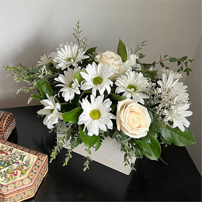 Fresh Linen Box Bouquet –  Piedmont Florist, Piedmont MO