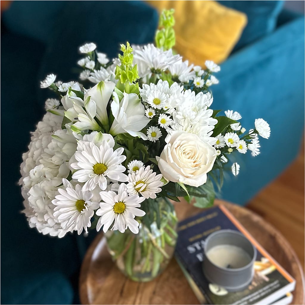 Classic Ivory – A Florist Original –  Piedmont Florist, Piedmont MO