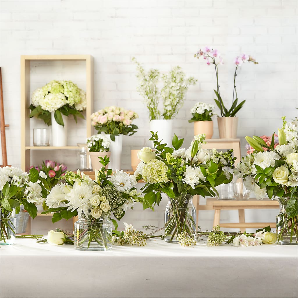 Classic Ivory – A Florist Original –  Piedmont Florist, Piedmont MO