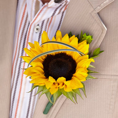 Free Spirit Boutonniere –  Piedmont Florist, Piedmont MO